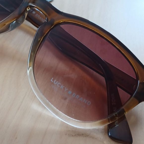 Lucky Brand Twilight Sunglasses NWT - Picture 11 of 12